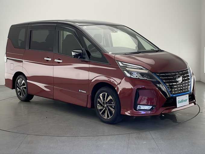 新着情報“セレナe－パワー ハイウェイスターV アーバンクロム”2021年式ワインⅡ入荷しました！