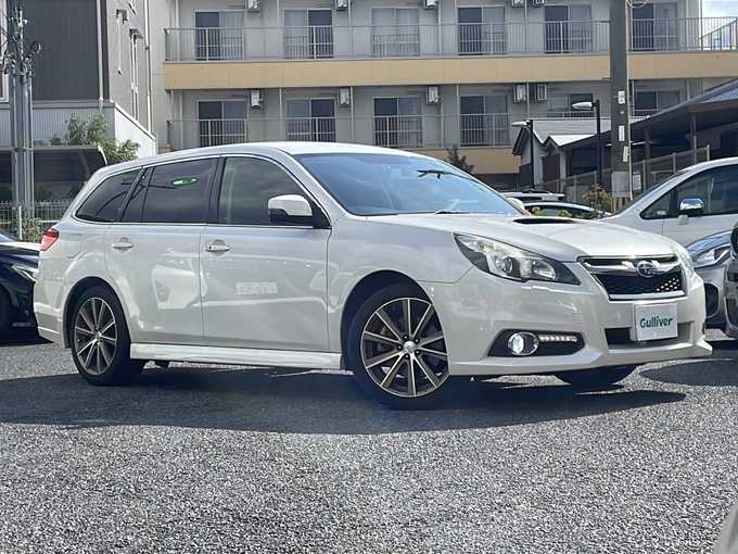 新着情報“レガシィツーリングワゴン2．0GT DIT”2013年式サテンホワイトパール入荷しました！