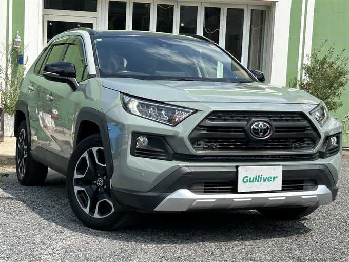 新着情報“ＲＡＶ４アドベンチャー”2021年式アッシュグレーメタリック/アーバンカーキ入荷しました！