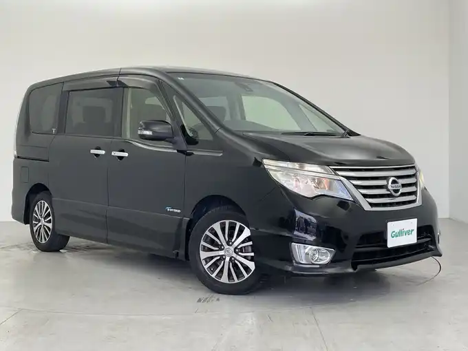 新着情報“セレナハイウェイスター S－ハイブリッド”2014年式ダイヤモンドブラック入荷しました！