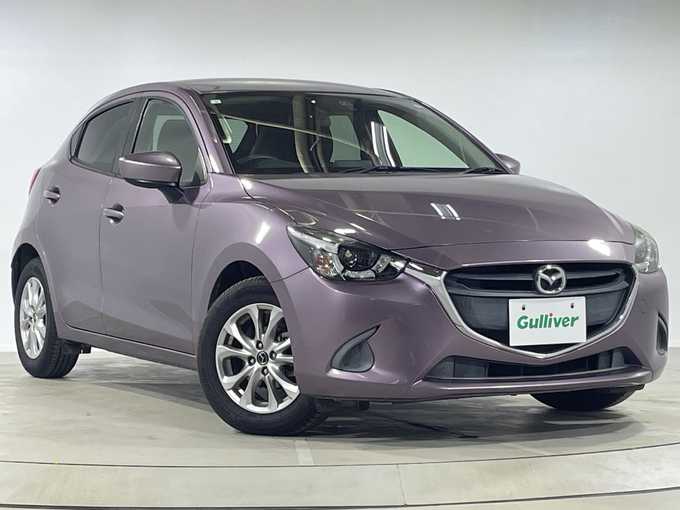 新着情報“デミオ13S”2015年式スモーキーローズマイカ入荷しました！