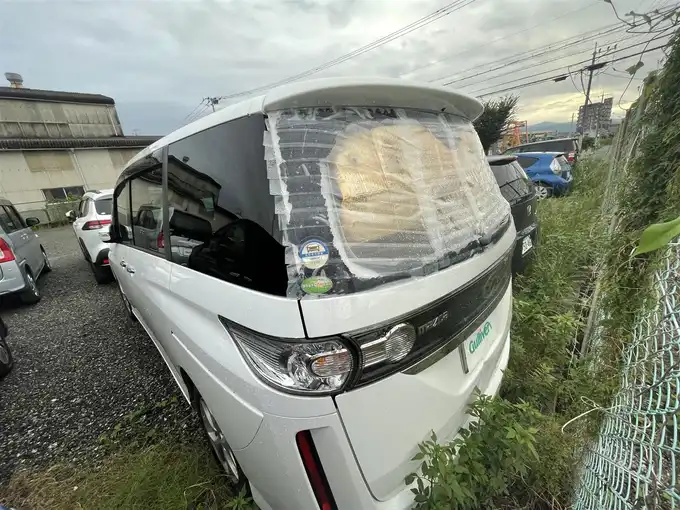 車両画像03