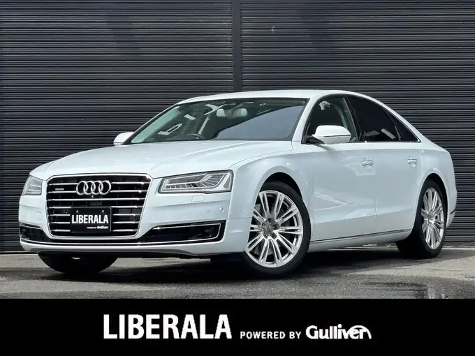 新着情報“Ａ８4．0TFSIクワトロ”2016年式パール入荷しました！