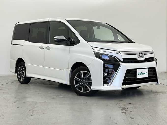 新着情報“ヴォクシーZS 煌Ⅲ”2021年式ホワイトパールクリスタルシャイン入荷しました！