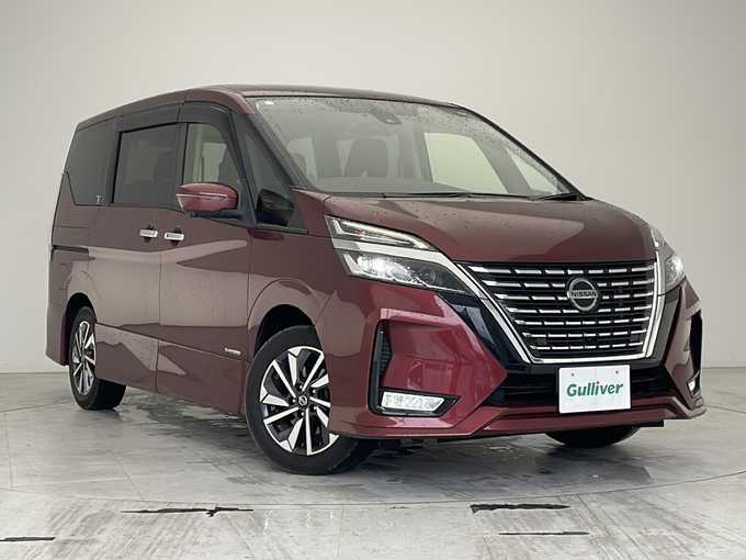 新着情報“セレナハイウェイスターV”2021年式マルーンレッド入荷しました！