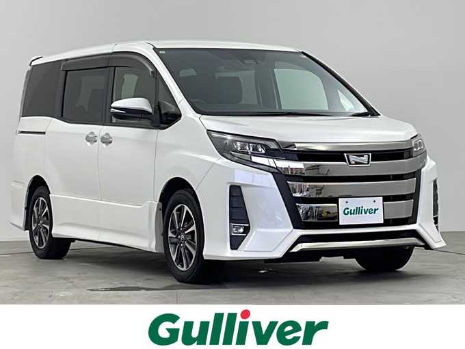 新着情報“ノアSi ダブルバイビー”2018年式ホワイトパールクリスタルシャイン入荷しました！