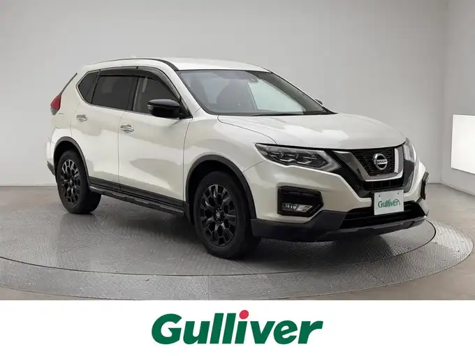 新着情報“エクストレイル20X エクストリーマーX”2018年式ブリリアントホワイトパール入荷しました！