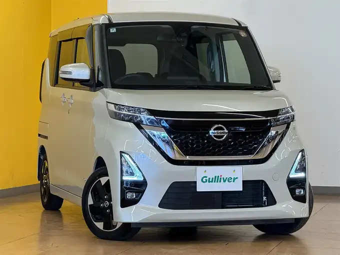 新着情報“ルークスハイウェイスター X”2020年式フローズンバニラパール入荷しました！