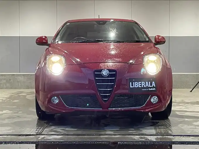 新着情報“ミト1．4ターボスポーツ”2010年式アルファレッド入荷しました！