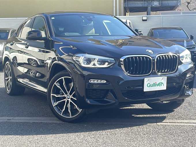 新着情報“Ｘ４xDrive 30i Mスポーツ”2019年式サファイアブラックP入荷しました！