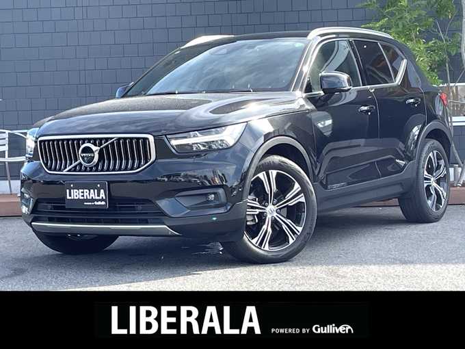新着情報“ＸＣ４０B4 AWD インスクリプション”2021年式黒入荷しました！
