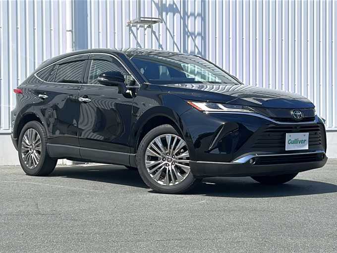 新着情報“ハリアーZ”2023年式ブラック入荷しました！