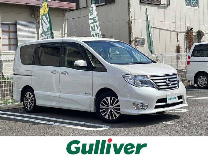 新着情報“セレナハイウェイスター S－ハイブリッド”2014年式ブリリアントホワイトパール入荷しました！