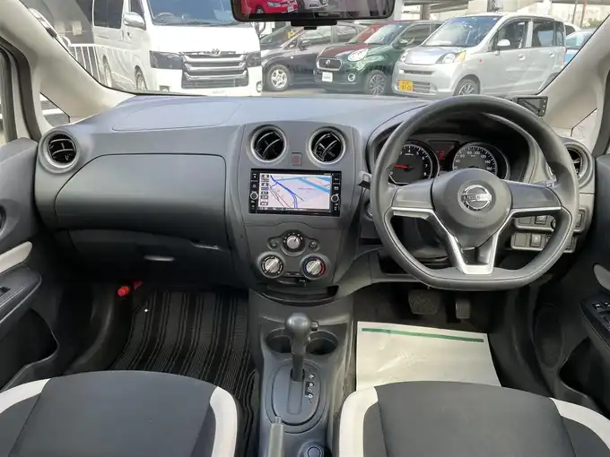 車両画像02
