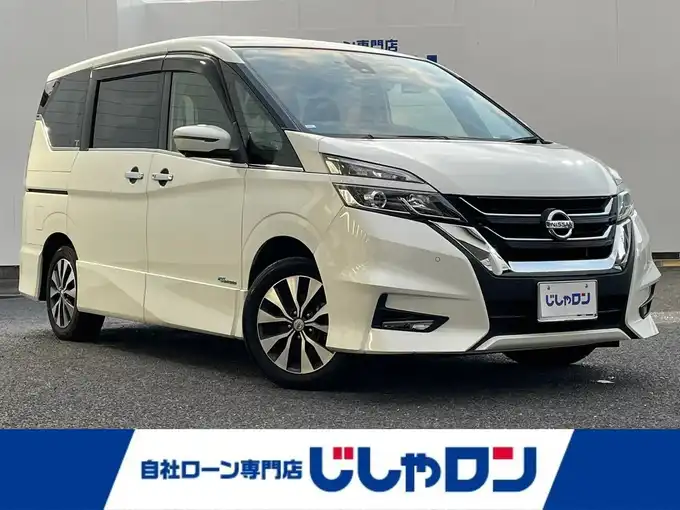 新着情報“セレナハイウェイスター”2017年式ブリリアントホワイトパール入荷しました！