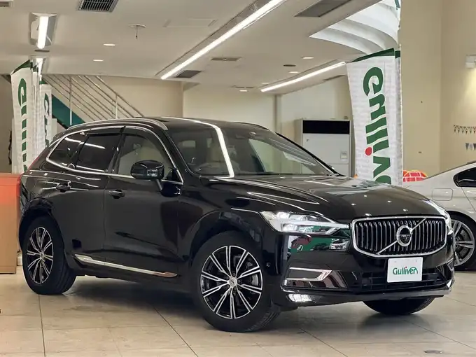 新着情報“ＸＣ６０D4 AWD インスクリプション”2020年式オニキスブラックP入荷しました！