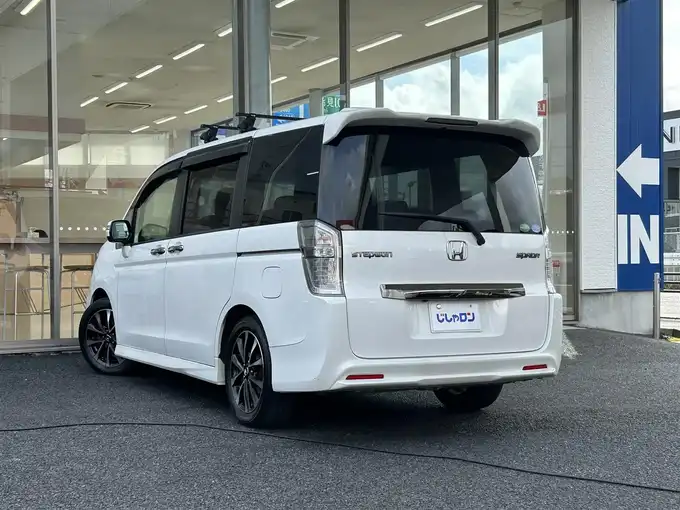 車両画像03