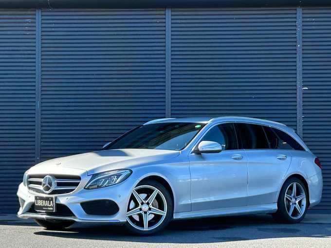 新着情報“ＣクラスステーションワゴンC180 ステーションワゴン スポーツ”2015年式イリジウムシルバー入荷しました！