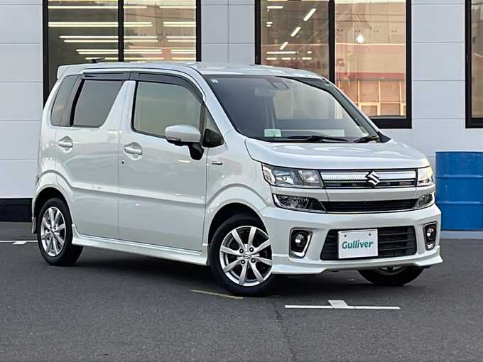 新着情報“ワゴンＲハイブリッドFZ”2017年式ピュアホワイトP入荷しました！