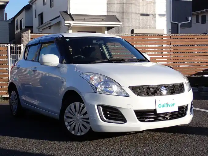新着情報“スイフトXG”2015年式スノーホワイトパール入荷しました！