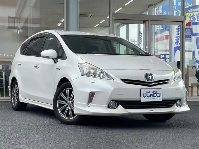 新着情報“プリウスαS チューン ブラック”2014年式ホワイトパールクリスタルシャイン入荷しました！