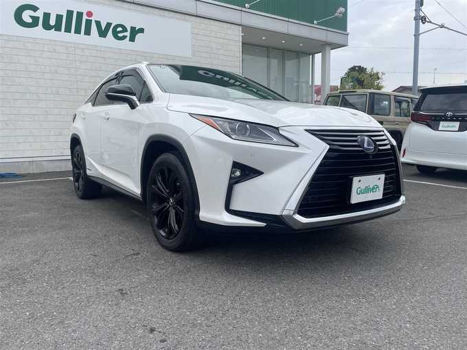 新着情報“ＲＸRX450h 特別仕様車 ブラックシークエンス”2018年式パール入荷しました！