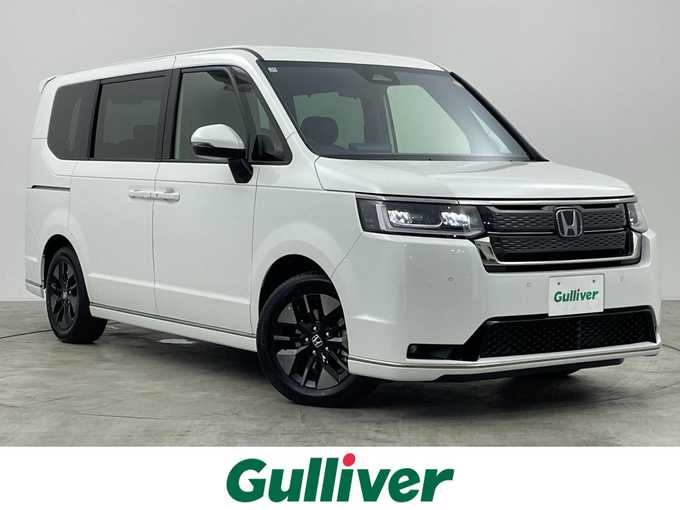 新着情報“ステップワゴンe:HEVスパーダ”2025年式プラチナホワイトパール入荷しました！