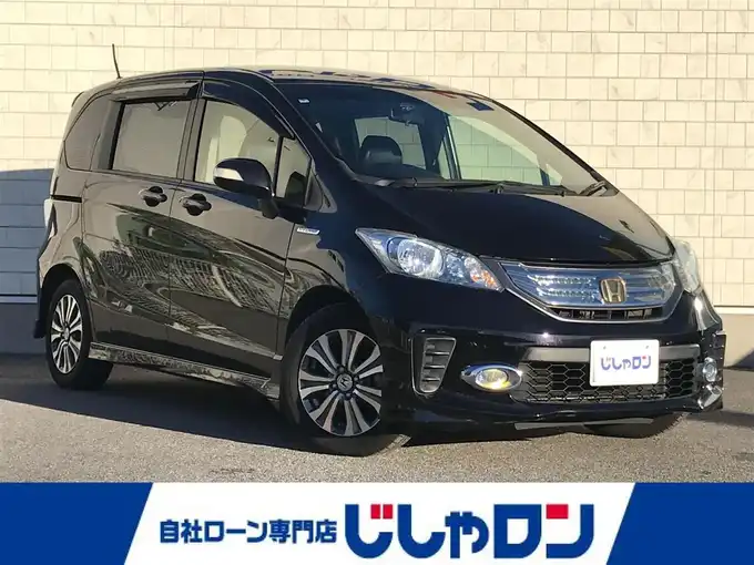 新着情報“フリードハイブリッドハイブリッド・ジャストセレクション”2012年式プレミアムブラキッシュパール入荷しました！