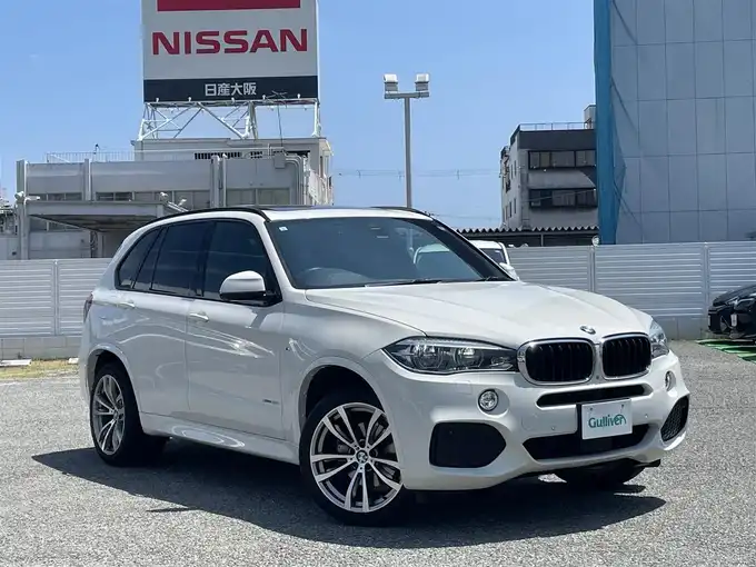 新着情報“Ｘ５xDrive 35i Mスポーツ”2019年式アルピンホワイトⅢ入荷しました！