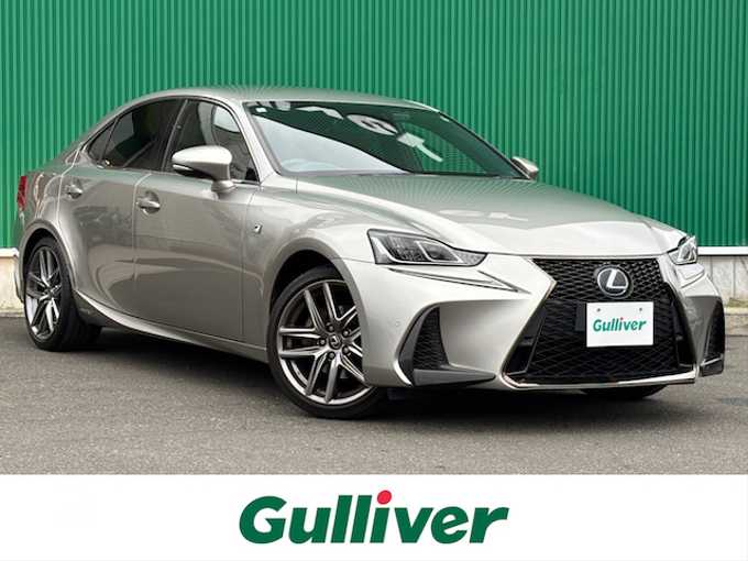 新着情報“ＩＳIS300h Fスポーツ”2016年式ソニックチタニウム入荷しました！