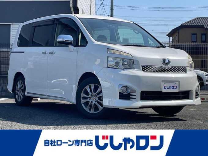 新着情報“ヴォクシーZS 煌Ⅱ”2012年式ホワイトパールクリスタルシャイン入荷しました！