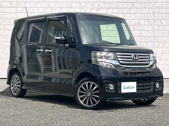 新着情報“Ｎ－ＢＯＸカスタムG特別仕様車ターボSSパッケージ”2014年式スマートブラック入荷しました！