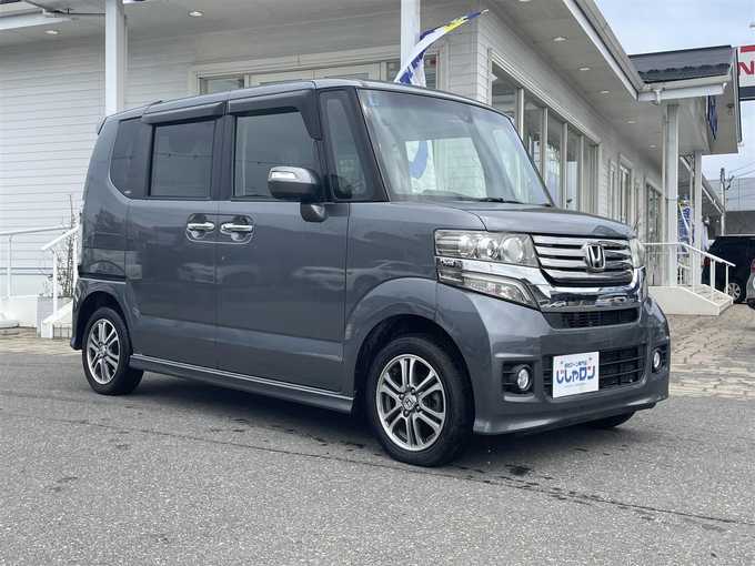 新着情報“Ｎ－ＢＯＸカスタムG・Aパッケージ”2014年式ポリッシュドメタルメタリック入荷しました！
