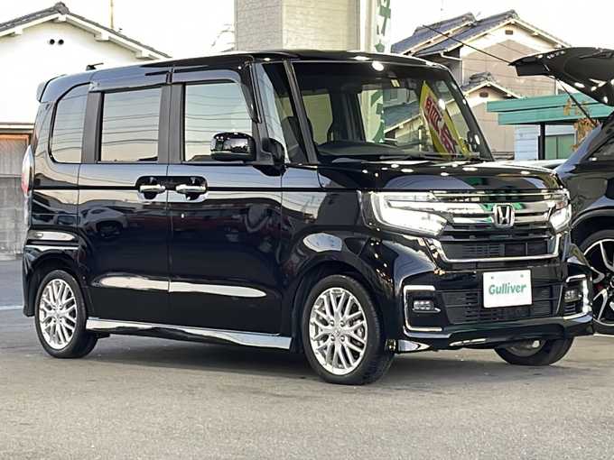 新着情報“Ｎ－ＢＯＸカスタムLターボ”2023年式クリスタルブラックパール入荷しました！