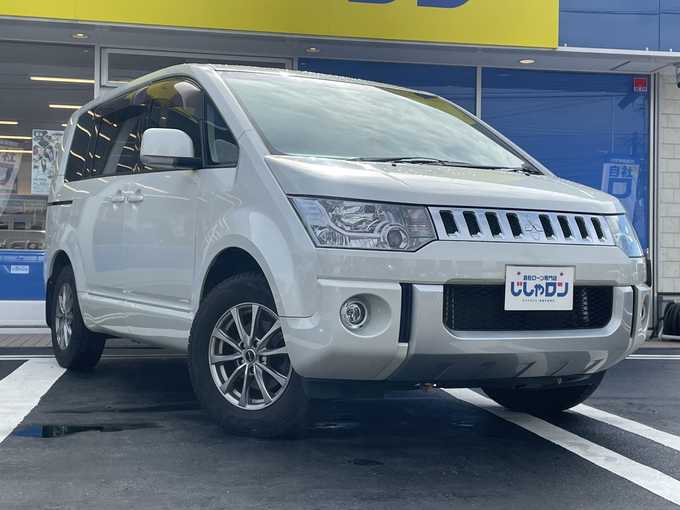 新着情報“デリカＤ：５G パワーパッケージ”2012年式ウォームホワイトパール入荷しました！