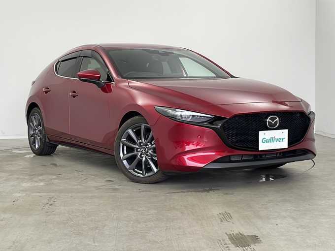新着情報“ＭＡＺＤＡ３ファストバック20Sバーガンディ セレクション”2019年式ソウルレッドクリスタルM入荷しました！