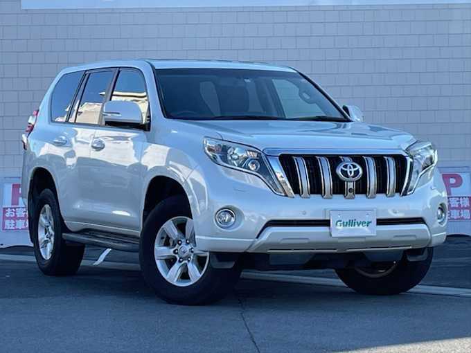 新着情報“ランドクルーザープラドTX Lパッケージ”2016年式ホワイトパールクリスタルシャイン入荷しました！