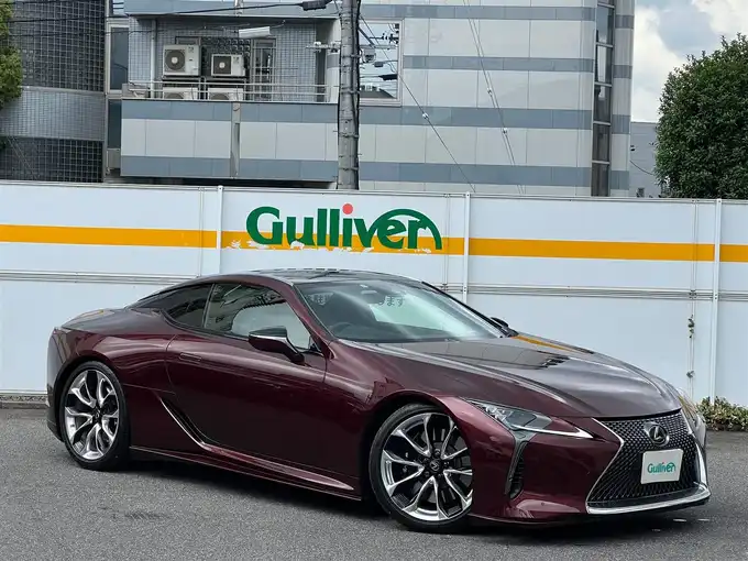 新着情報“ＬＣ500 Sパッケージ”2017年式ガーネットレッドマイカ入荷しました！