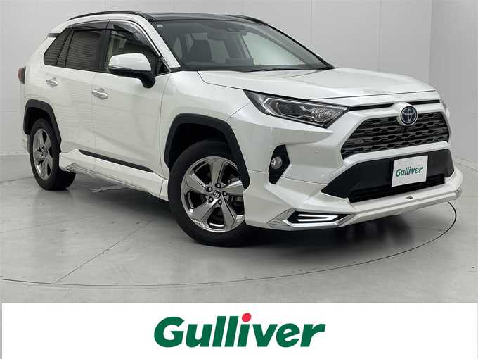 新着情報“ＲＡＶ４ハイブリッドX”2021年式ホワイトパールクリスタルシャイン入荷しました！