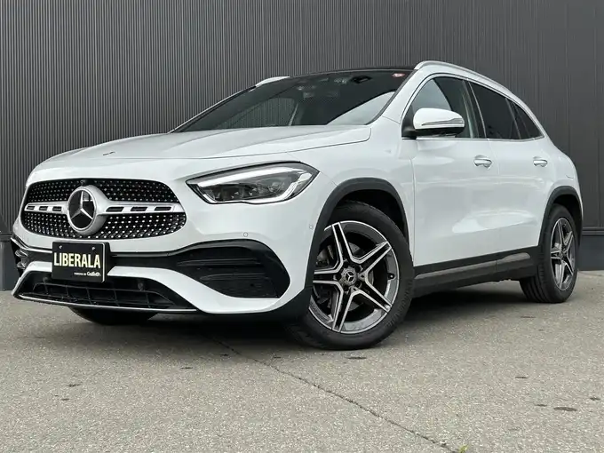 新着情報“ＧＬＡクラスGLA200d 4マチック AMGライン”2021年式デジタルホワイト入荷しました！