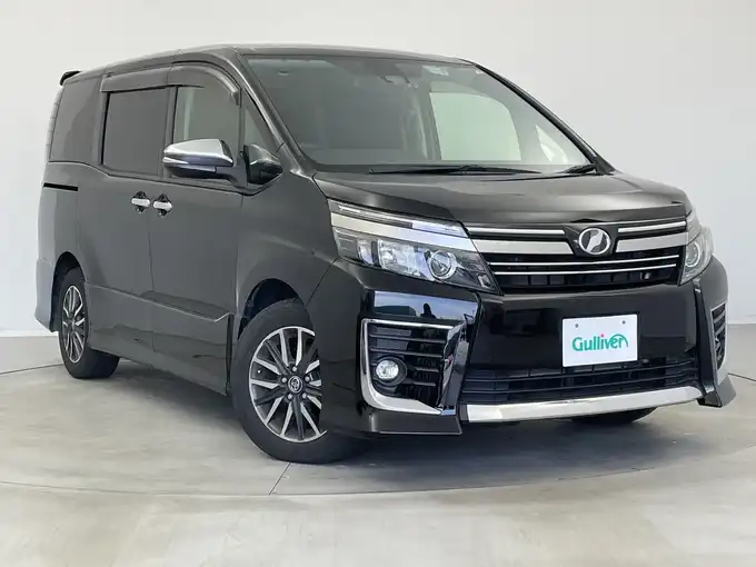 新着情報“ヴォクシーZS 煌Ⅱ”2016年式ブラック入荷しました！
