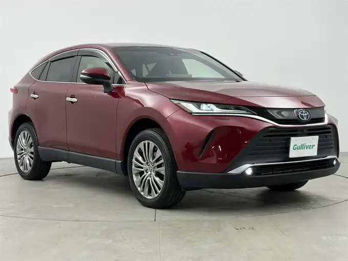 新着情報“ハリアーハイブリッドZ レザーパッケージ”2021年式センシュアルレッドマイカ入荷しました！