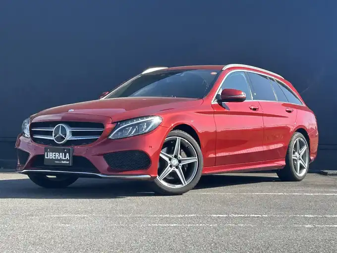 新着情報“ＣクラスステーションワゴンC200 ステーションワゴン スポーツ本革仕様”2017年式ヒヤシンスレッド入荷しました！