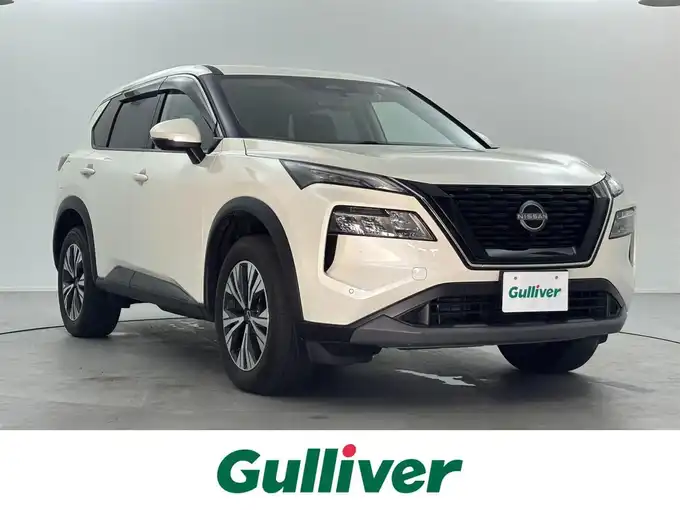 新着情報“エクストレイルX e－4ORCE”2022年式ブリリアントホワイトパール入荷しました！