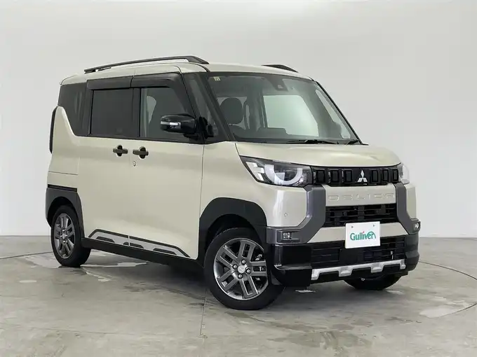 新着情報“デリカミニT プレミアム”2023年式ナチュラルアイボリーメタリック入荷しました！