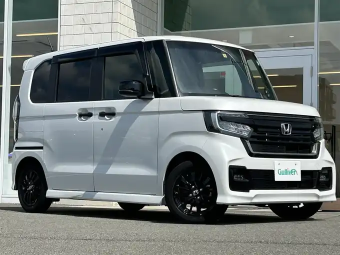新着情報“Ｎ－ＢＯＸカスタムL特別仕様車スタイル+ブラック”2022年式プラチナホワイトパール入荷しました！