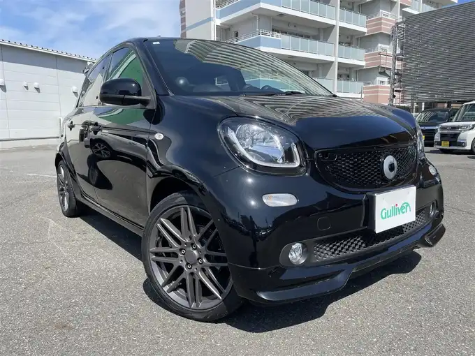 新着情報“スマートフォーフォーBRABUS スポーツ”2019年式黒入荷しました！