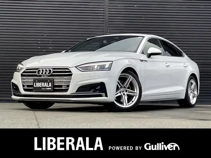 新着情報“Ａ５スポーツバック40TFSIスポーツ”2020年式グレイシアホワイトメタリック入荷しました！