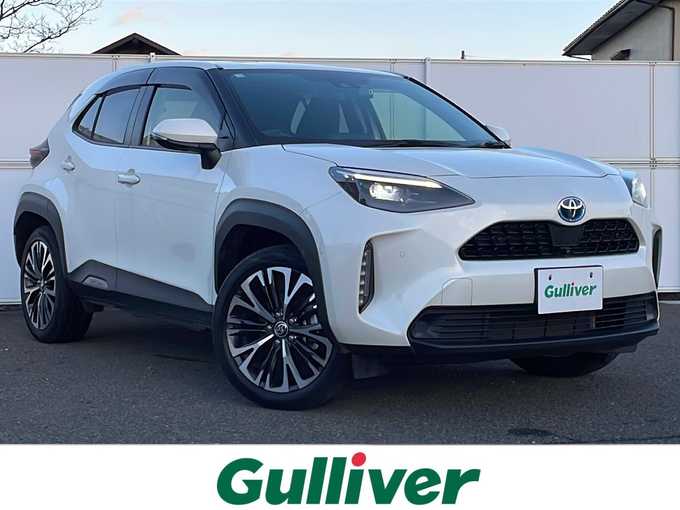 新着情報“ヤリスクロスハイブリッドZ”2020年式ホワイトパールクリスタルシャイン入荷しました！