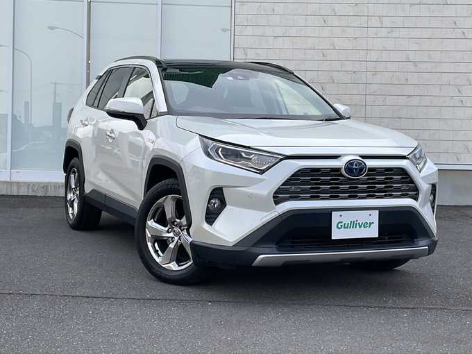 新着情報“ＲＡＶ４ハイブリッドG”2020年式ホワイトパールクリスタルシャイン入荷しました！